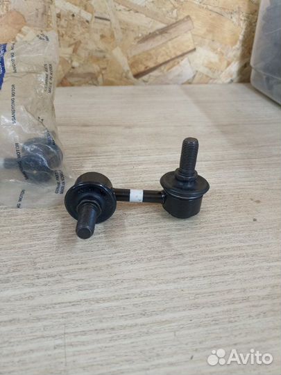 Стойка стабилизатора передняя левая Ssangyong