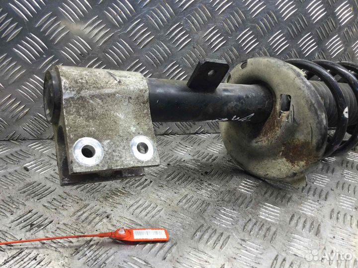 Стойка передняя правая Citroen Berlingo 8HZ