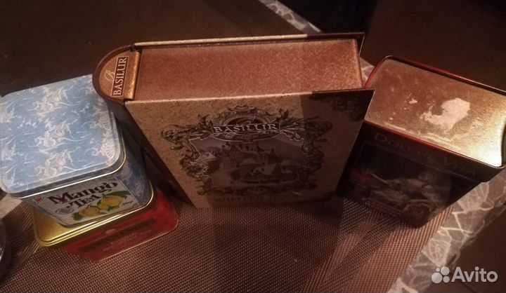 Жестяные баночки из под чая