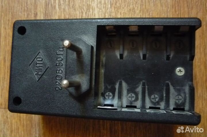 Зарядное устройство для батареек