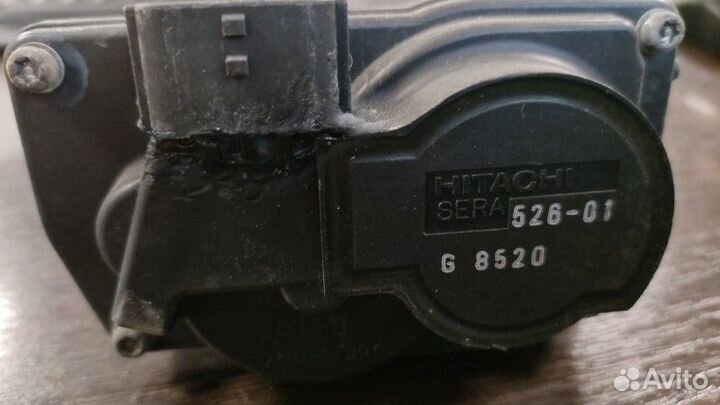 Дроссельная заслонка левая Infiniti Ex35 1