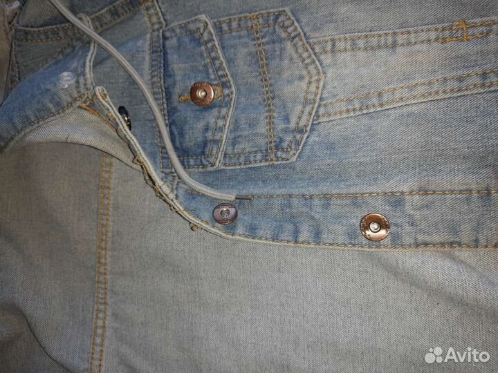 Джинсовая куртка