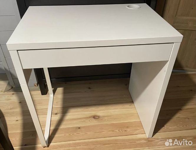 Письменный стол IKEA micke mikke