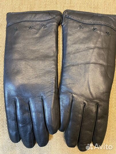 Перчатки женские кожаные новые