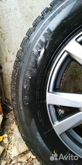 Колеса зимние шипованные 215/65/16. Литьё 5*114,3