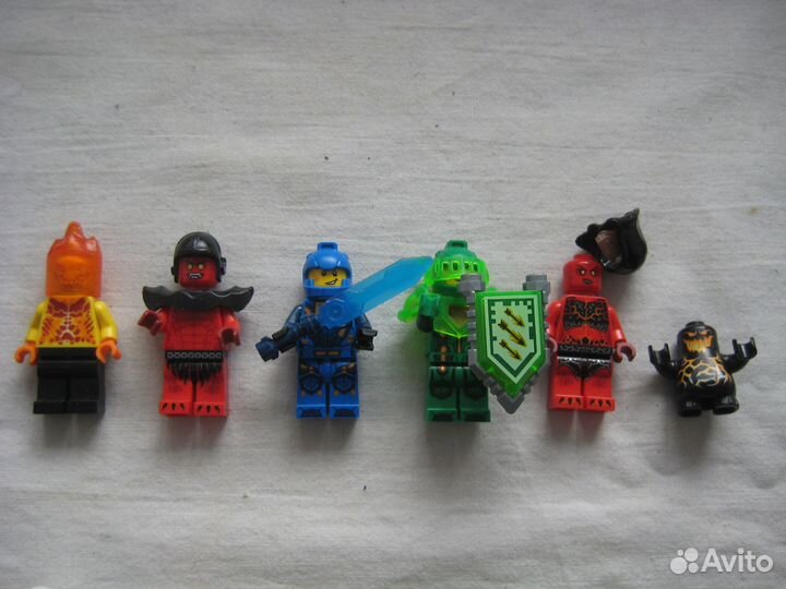 Lego фигурки Сити, Потер, Бионикл, Нэксо найт