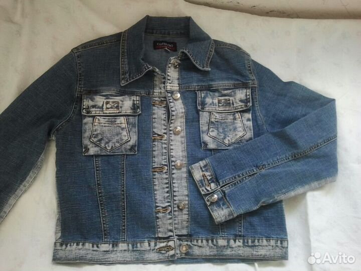 Джинсовая куртка, размер S