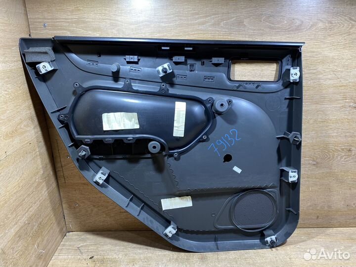 Обшивка задняя правая Ford Focus 2 79132