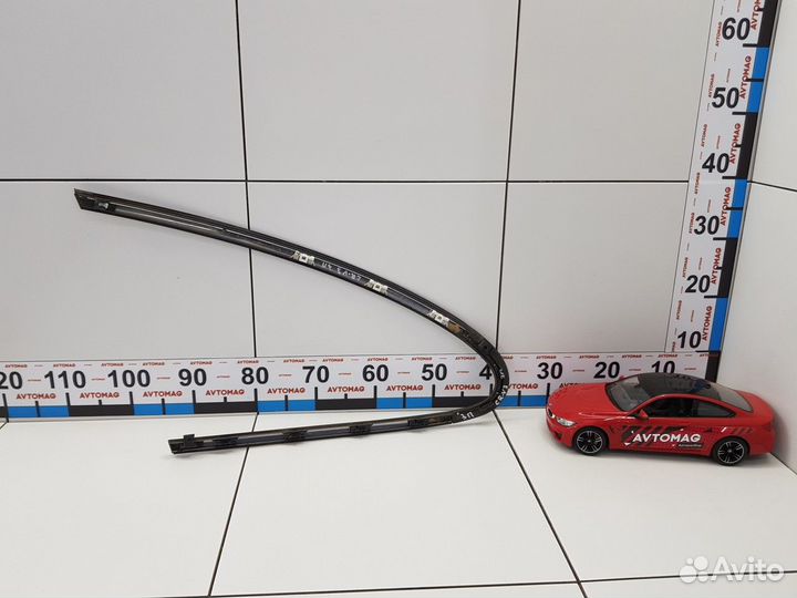 Молдинг задней форточки правый (Honda CR-V)