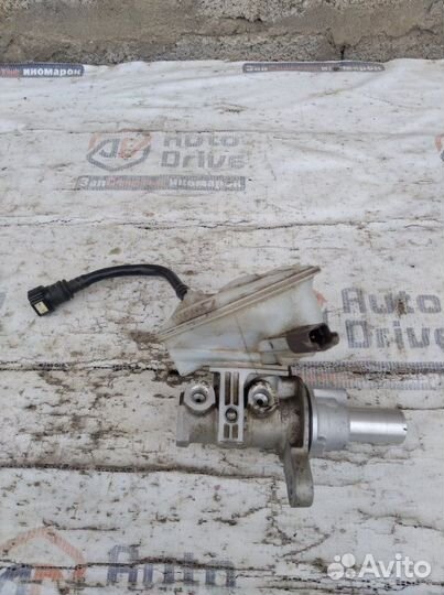 Главный тормозной цилиндр Peugeot 308 1.6 2008