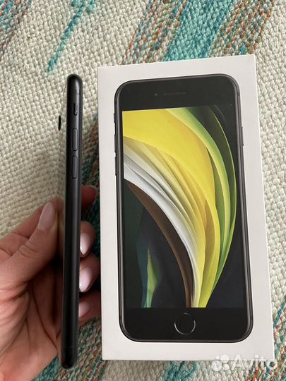 iPhone SE (2020), 64 ГБ
