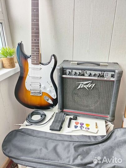 Электрогитара Fender Squier HSS +комб Peavey Rage