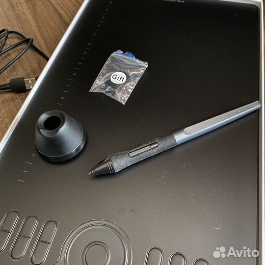 Графический планшет Huion HS610