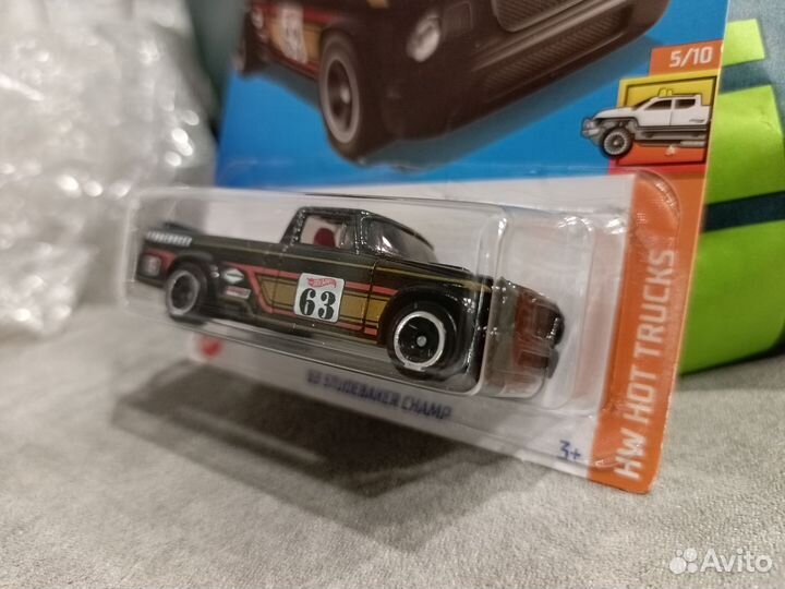 Машинки Hot Wheels '63 Studebaker Champ