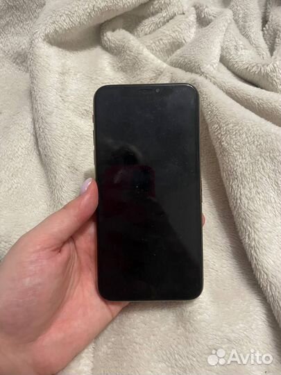 iPhone Xs, 64 ГБ