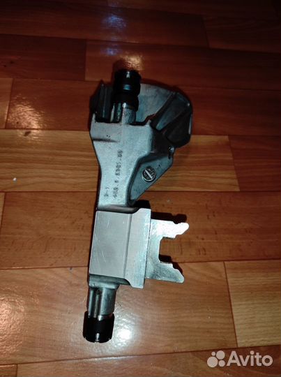 Вилки переключения передач, вторичный вал