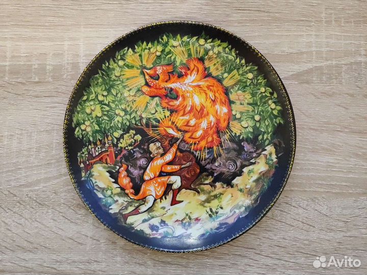 Коллекционные тарелка