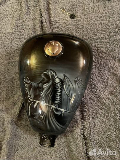 Бензобак на мотоцикл honda steed 400