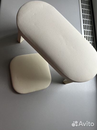 Прдставка и подлокотник