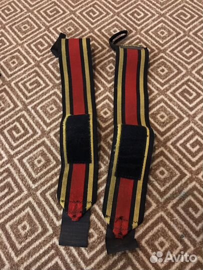 Бронь Бинты кистевые Titan Signature Gold