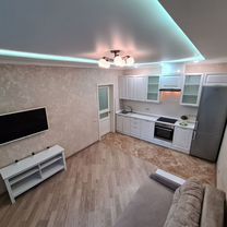 2-к. квартира, 60 м², 4/21 эт.