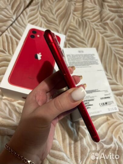 iPhone 11, 64 ГБ