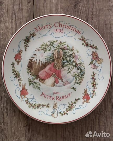 Винтажные тарелки и статуэтки Peter Rabbit