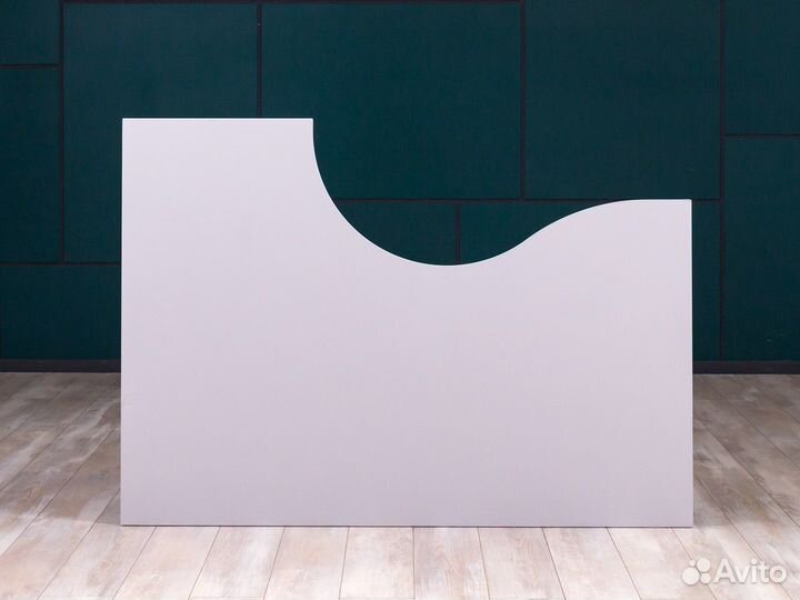 Угловой стол