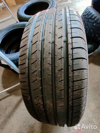 Yokohama BluEarth-GT AE-51 215/60 R16 99V