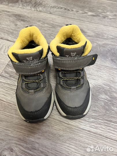 Ботинки демисезонные 23 размер