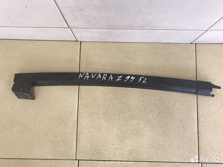 Направляющая стекла Navara (D40) 2005-2015