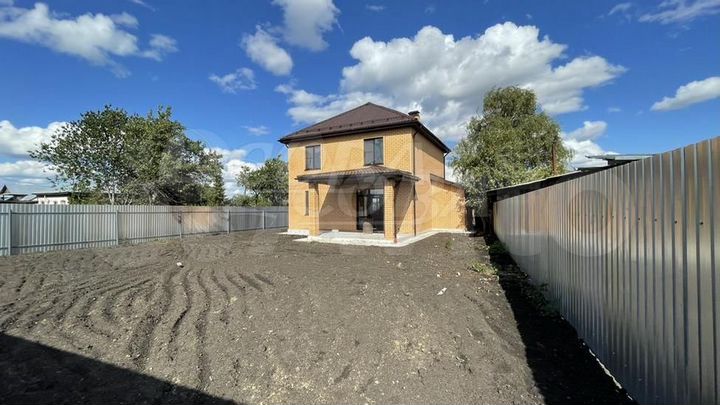 Дом 173 м² на участке 6 сот.