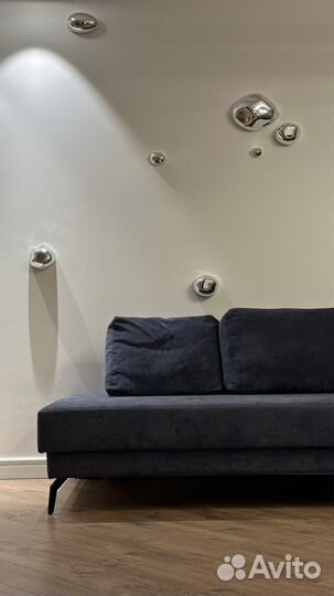 Декор на стену (металические шары) украшение