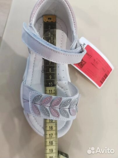 Сандалии для девочки 27 размер новые кожа