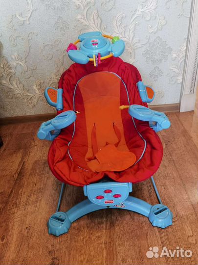 Шезлонг fisher price