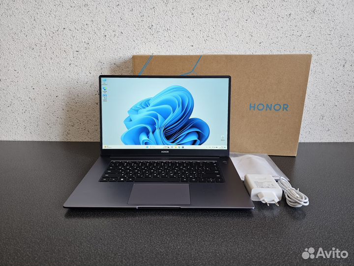 Ультрабук Honor MagicBook X15 /i5-10210/16/512