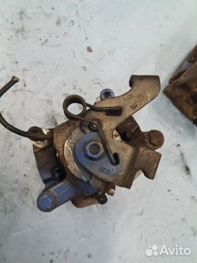 Суппорт тормозной задний Peugeot 3008 2012