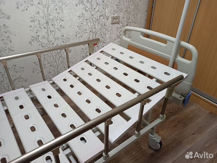 Кровать механическая для лежачих больных Армед