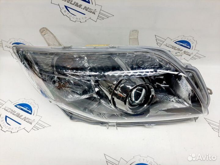 Фара передняя правая Toyota Corolla Fielder