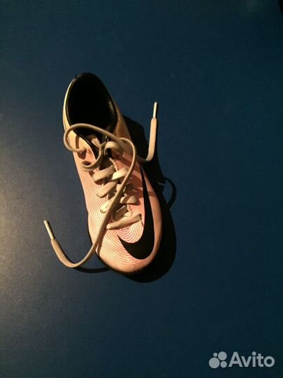 Футбольные бутсы