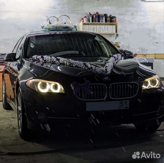 Свадебные украшения на авто