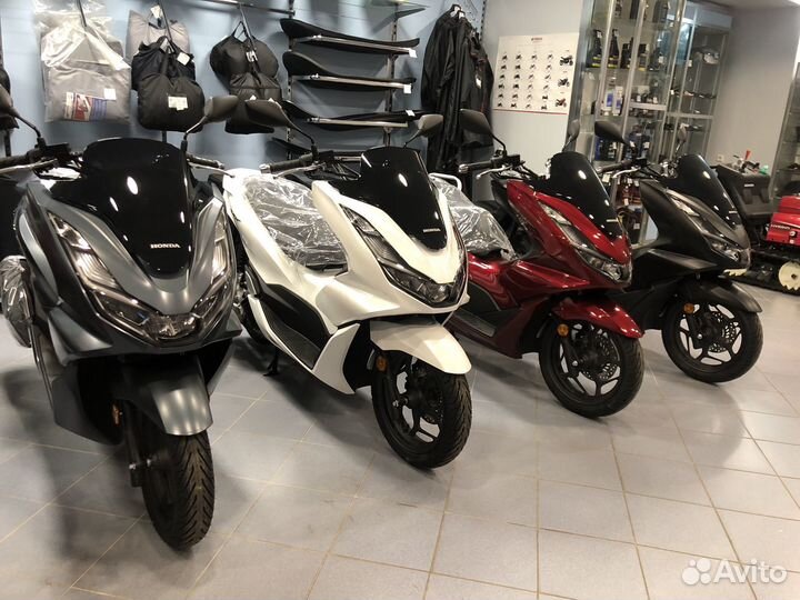 Скутер Honda PCX 125