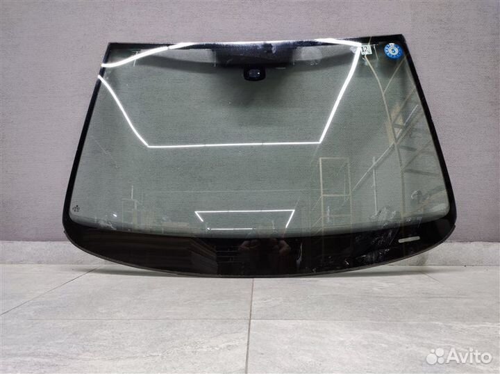 Стекло лобовое Vw Passat B7 Alltrack