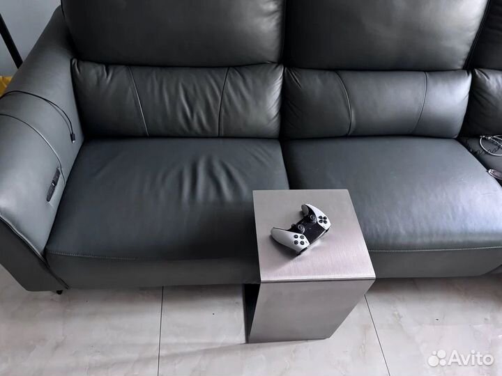 Стол журнальный из нержавеющей стали