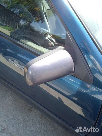 Зеркало правое Nissan Primera Ниссан Примера P11