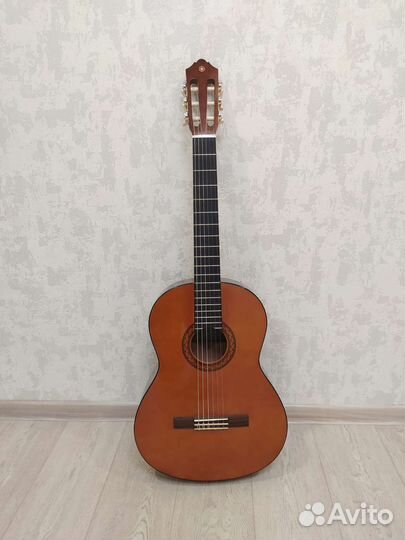 Гитара Yamaha C40