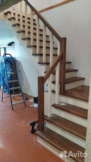 Лестницы деревянные и на металлокаркасе