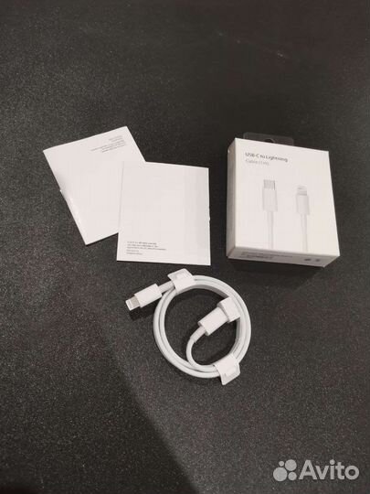 Зарядное устройство на iPhone 20w