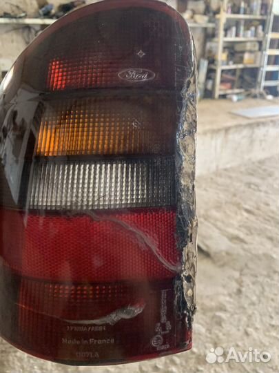 Фара Ford mondeo 2