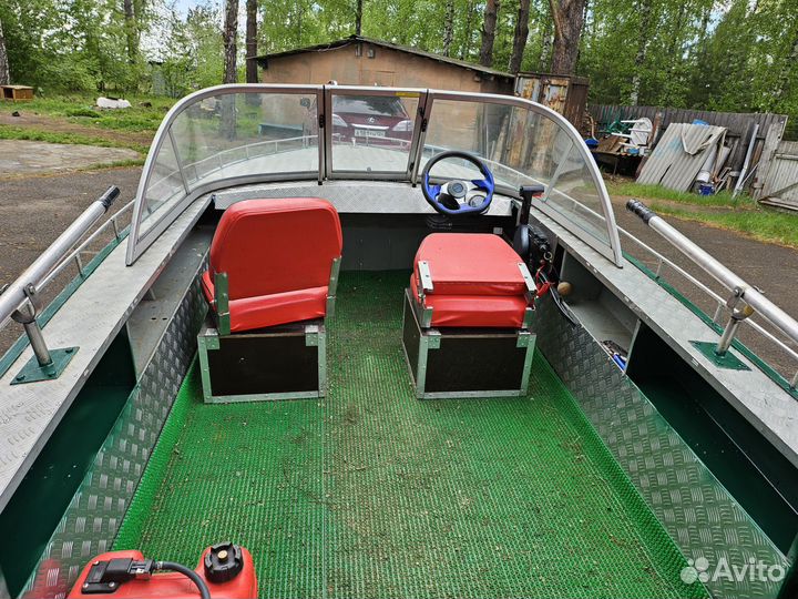 Лодка прогресс 4